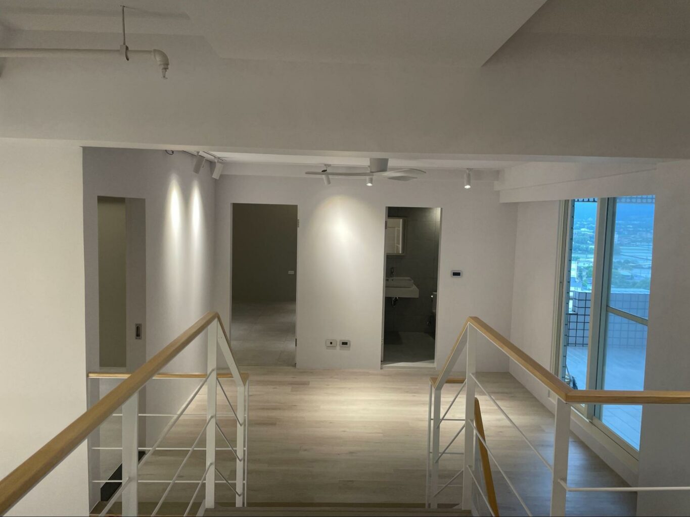 宜蘭鋪設SPC地板案例